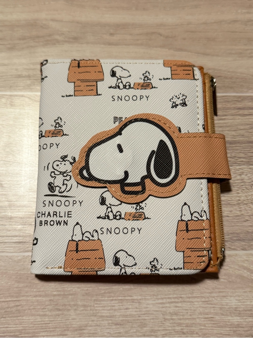 Peanuts Charlie Brown & Snoopy Character Wallet